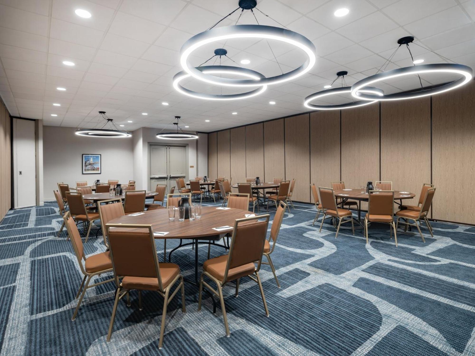 Staybridge Suites Chicago O'Hare - Rosemont By Ihg Exterior photo